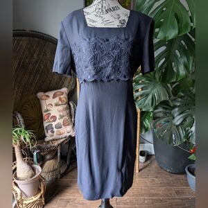Vintage 90s Cartise Navy Formal Embroidered Cocktail Dress Size Small